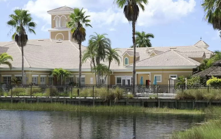 Here's Why North Port, FL Is The Best Place For Active Retirement - Aston  Gardens