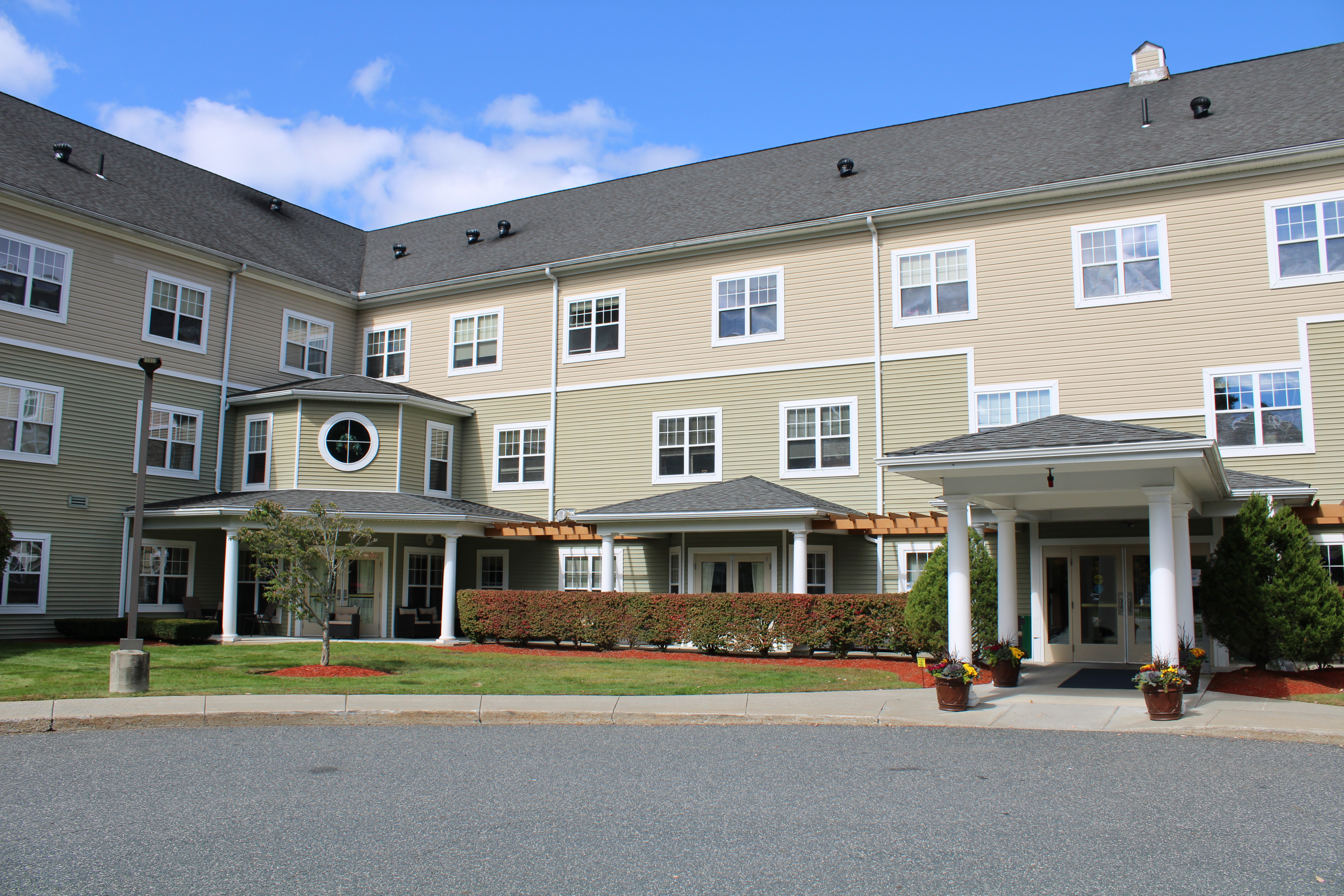 Beaumont at Northborough, a SALMON rehabilitation and skilled nursing community_2