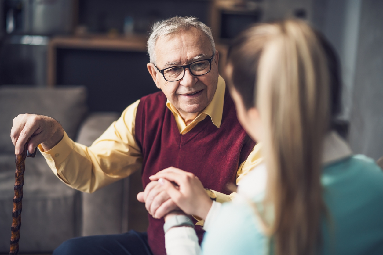 How to Care for Someone with Dementia at Home