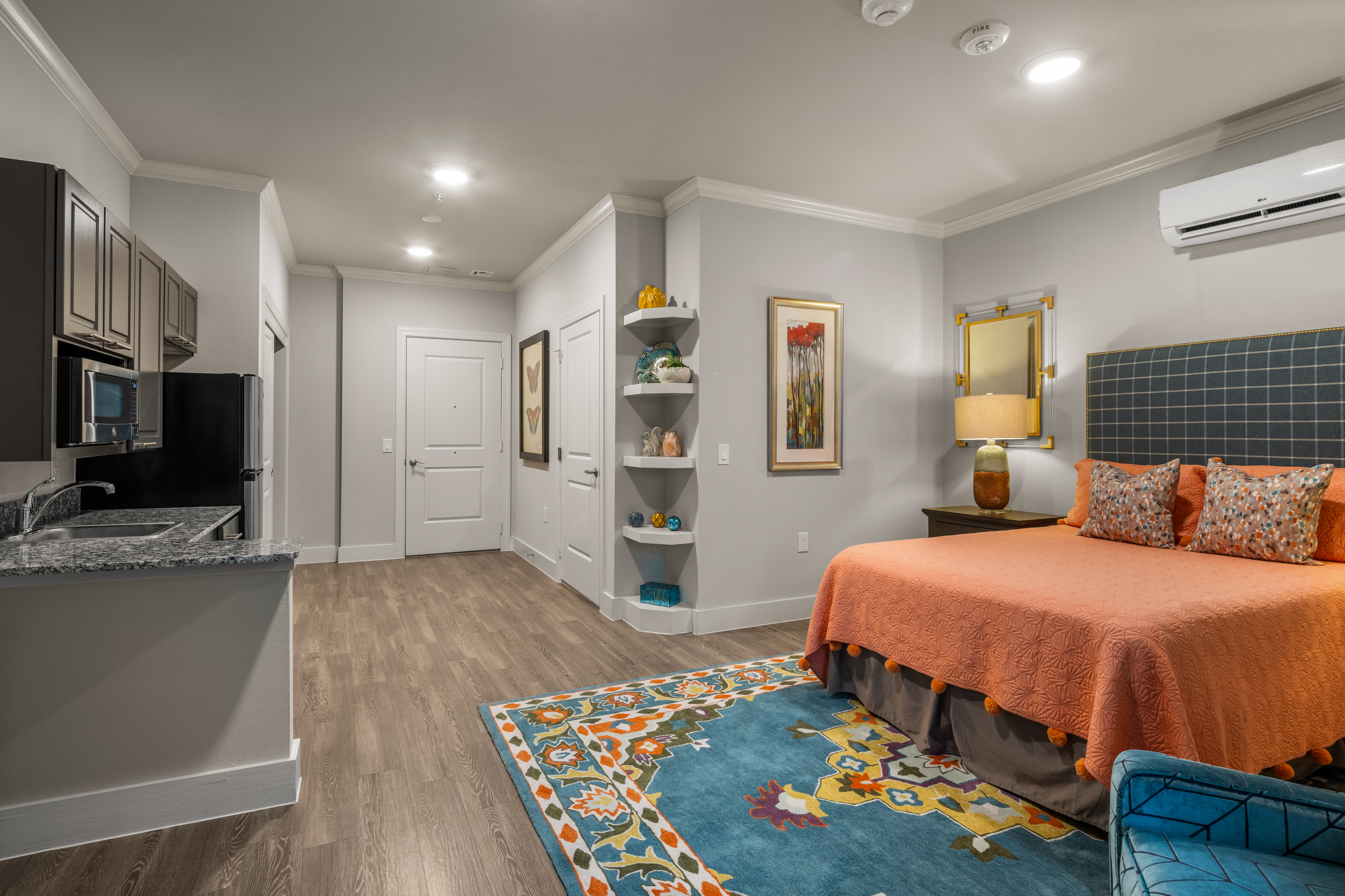 Discovery Village Alliance Town Center Memory Care_12