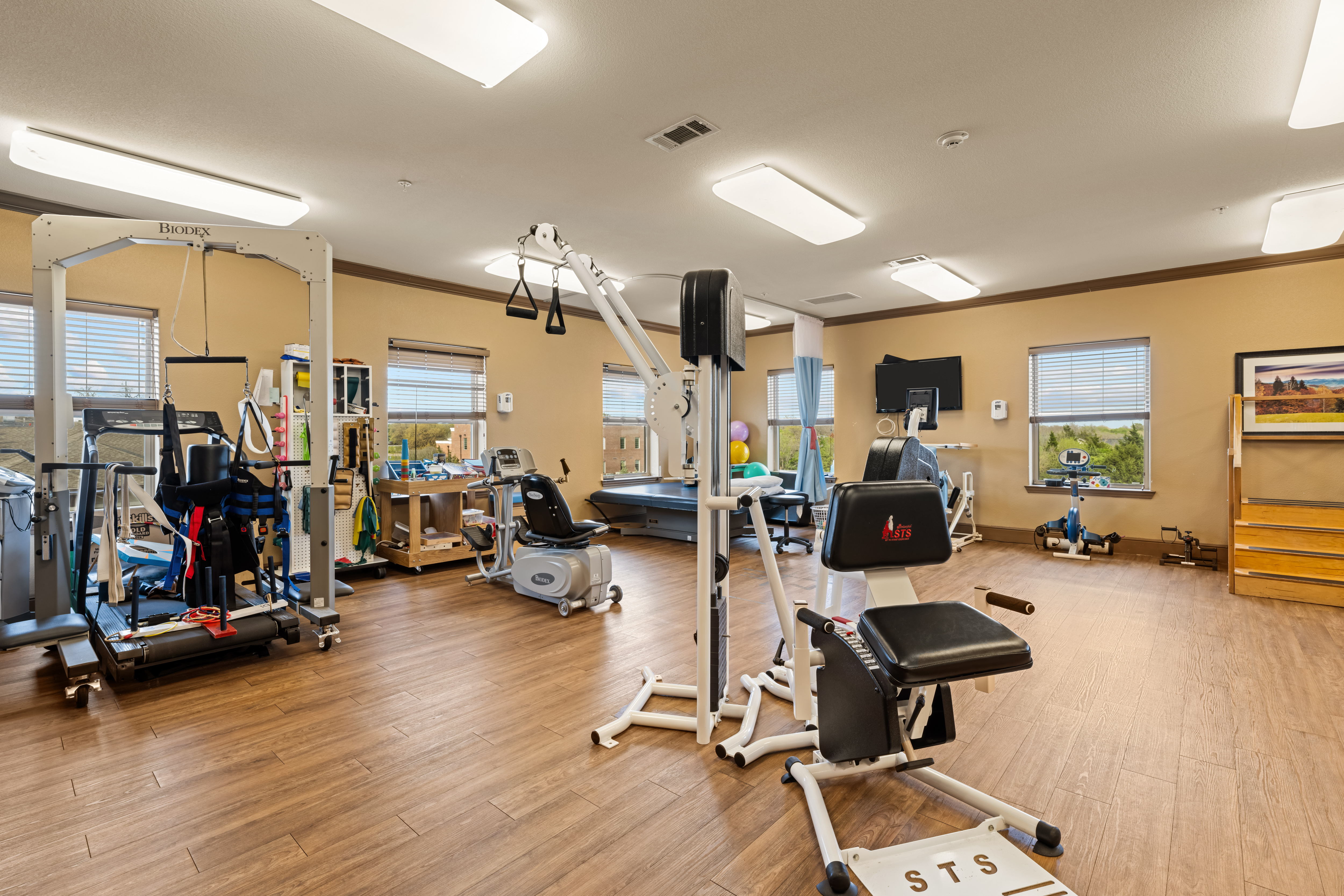 Discovery Village Southlake Memory Care_9