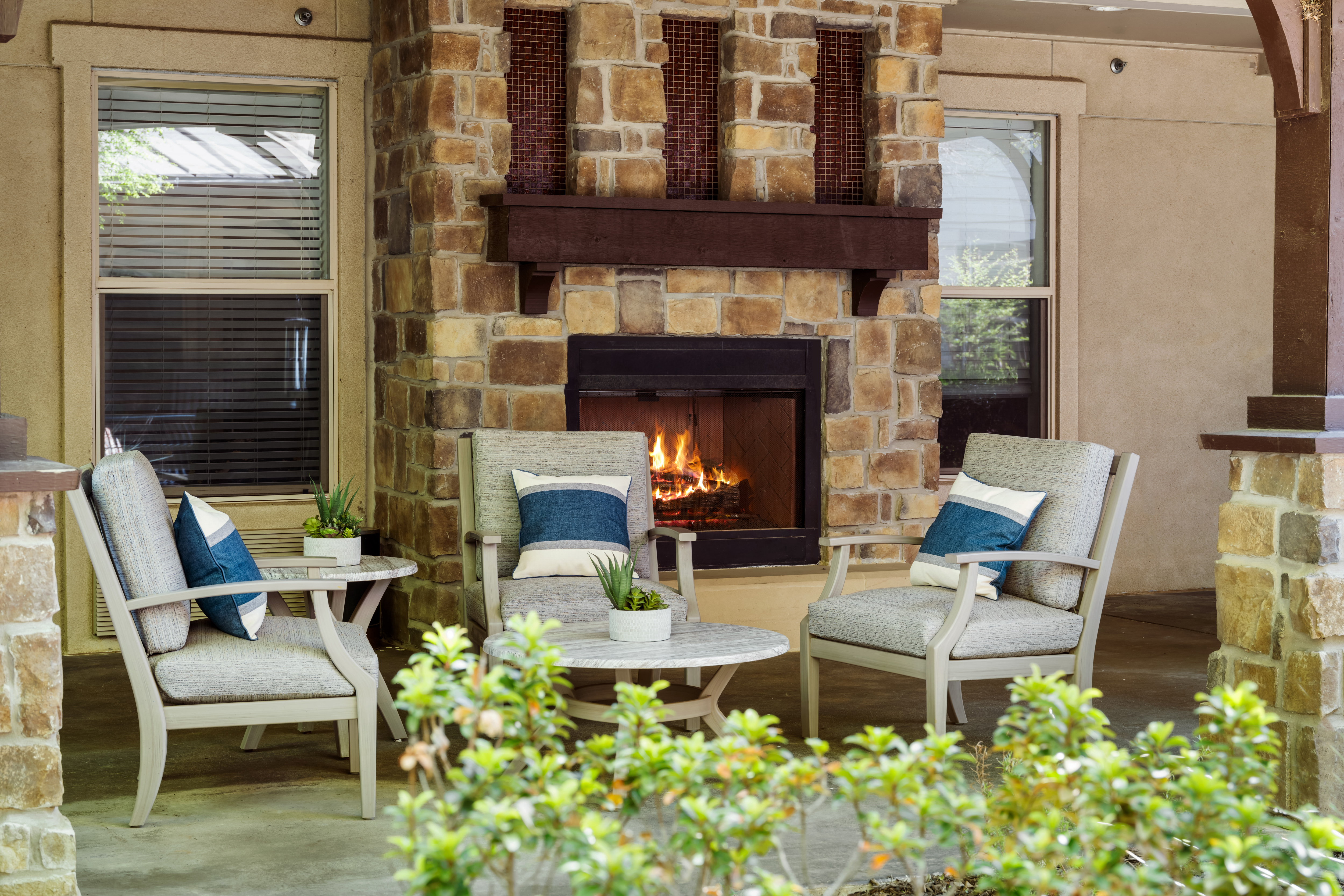Discovery Village Southlake Memory Care_14