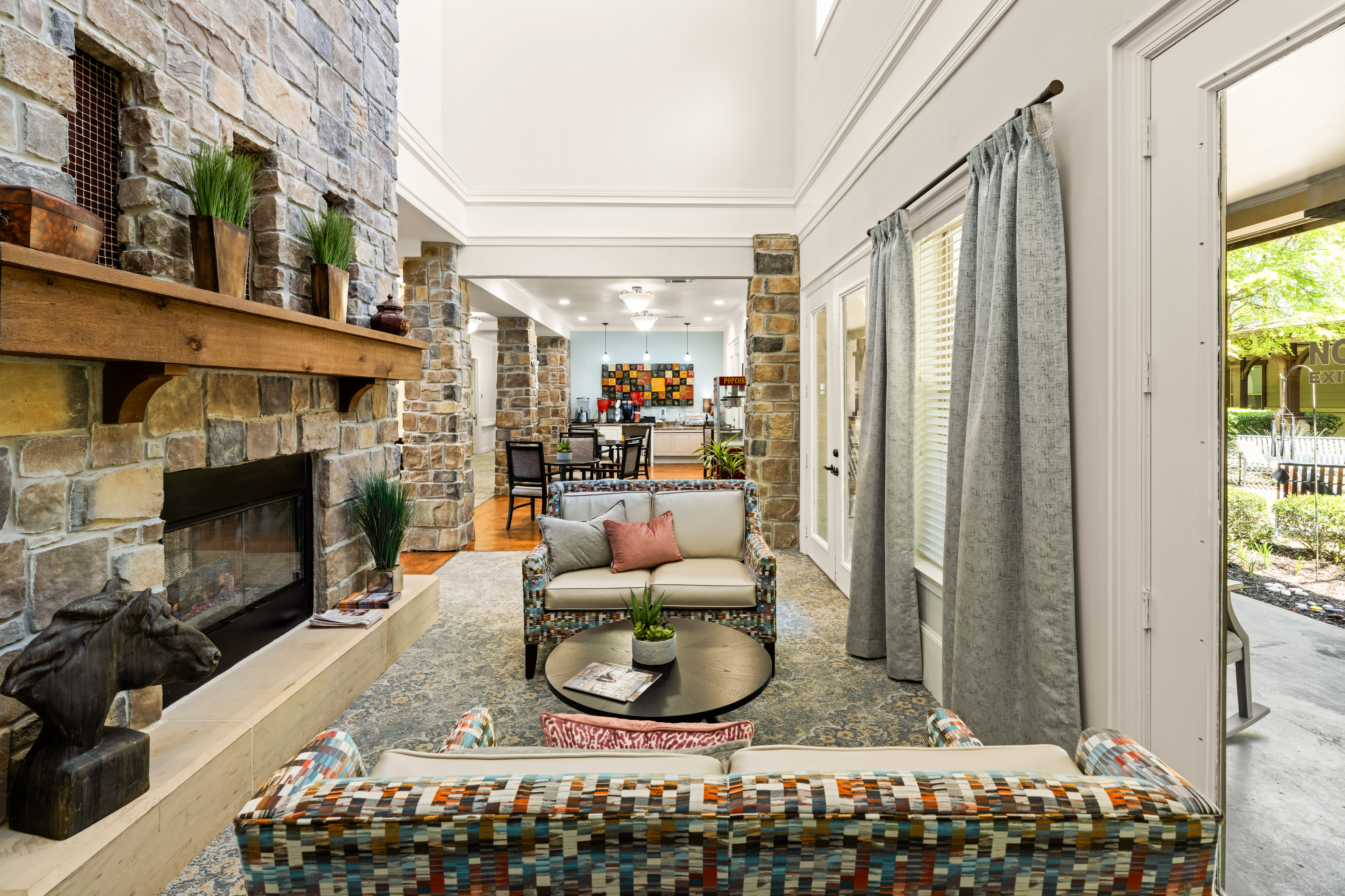 Discovery Village Southlake Memory Care_15