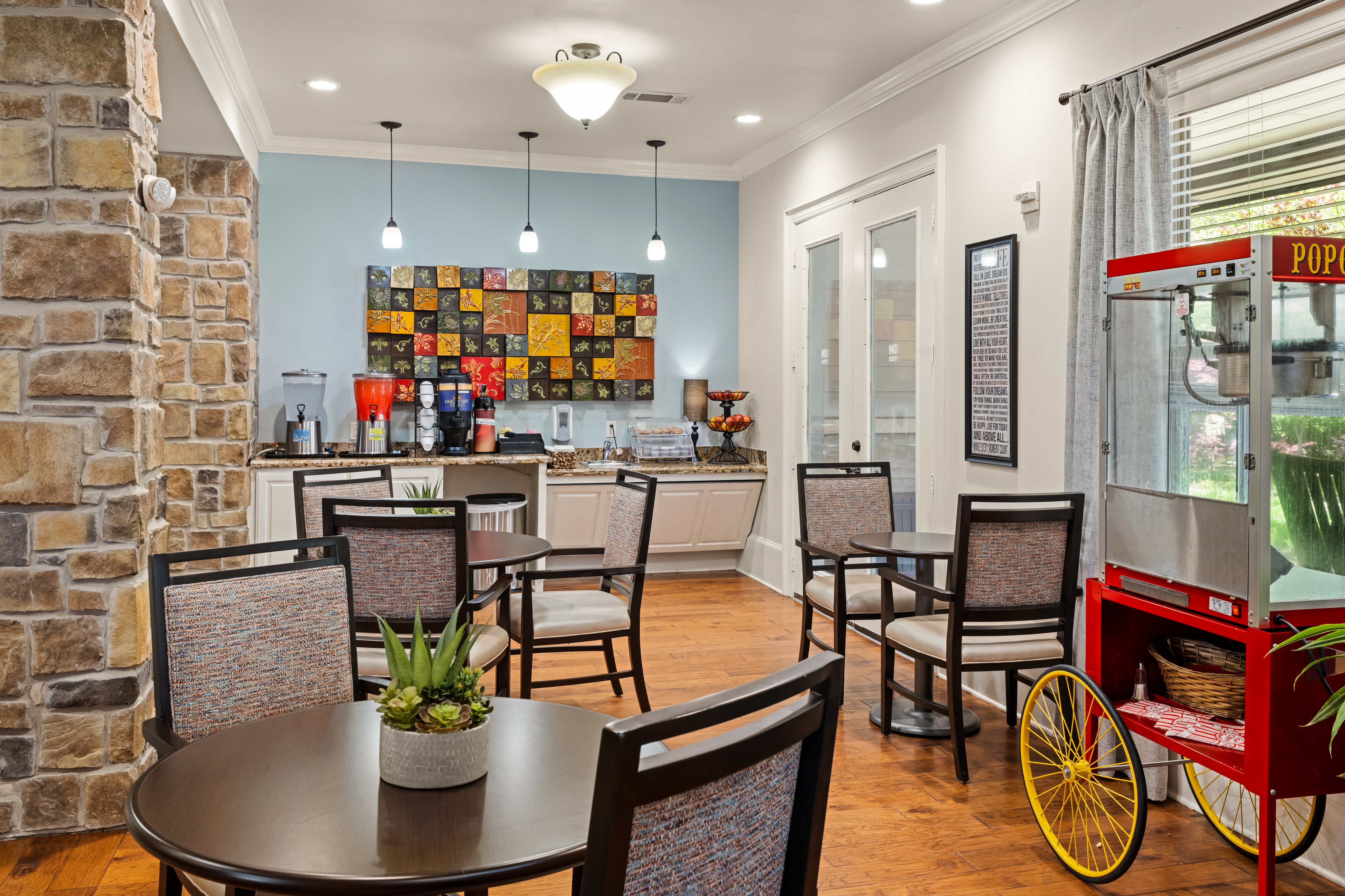 Discovery Village Southlake Memory Care_16