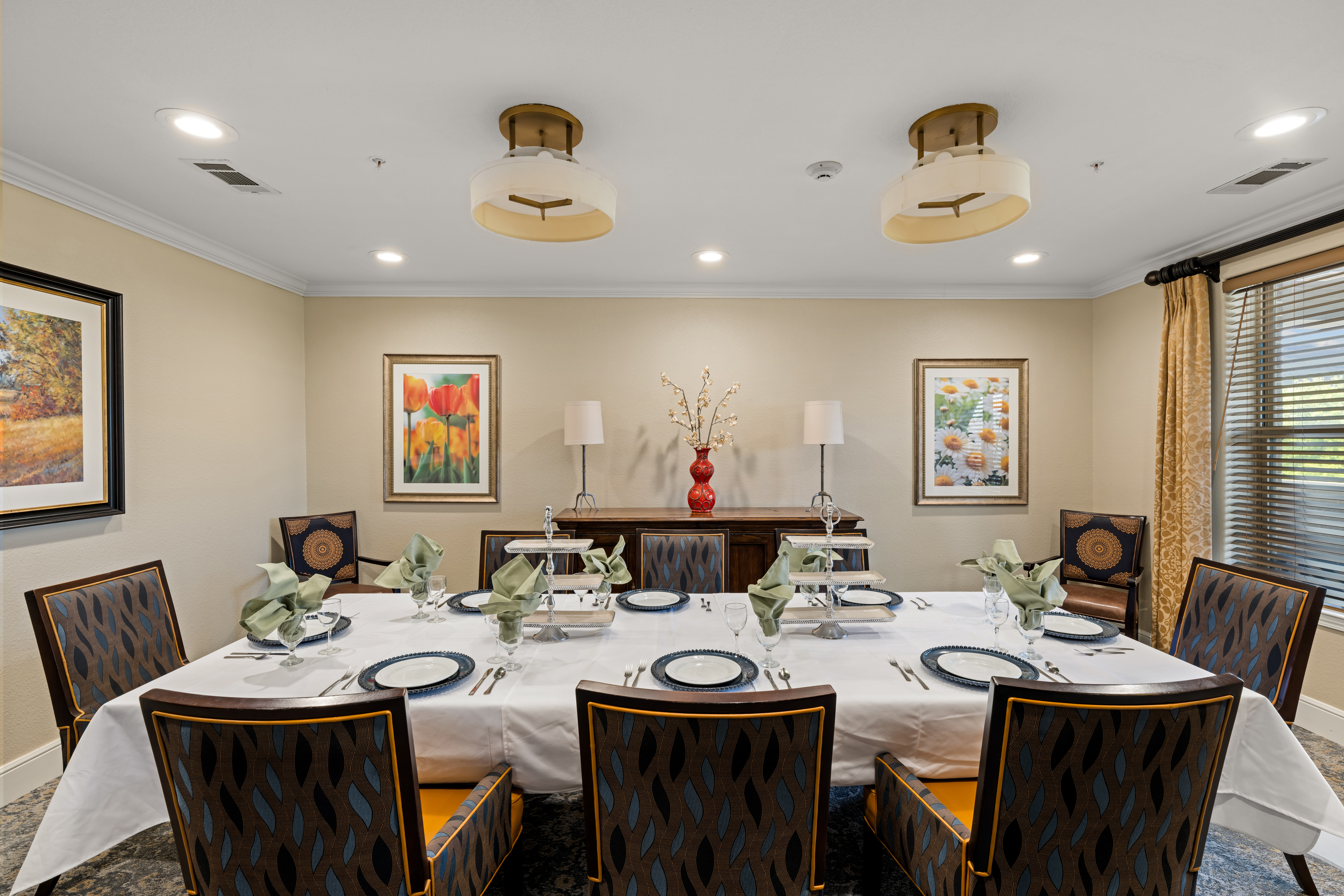 Discovery Village Southlake Memory Care_32