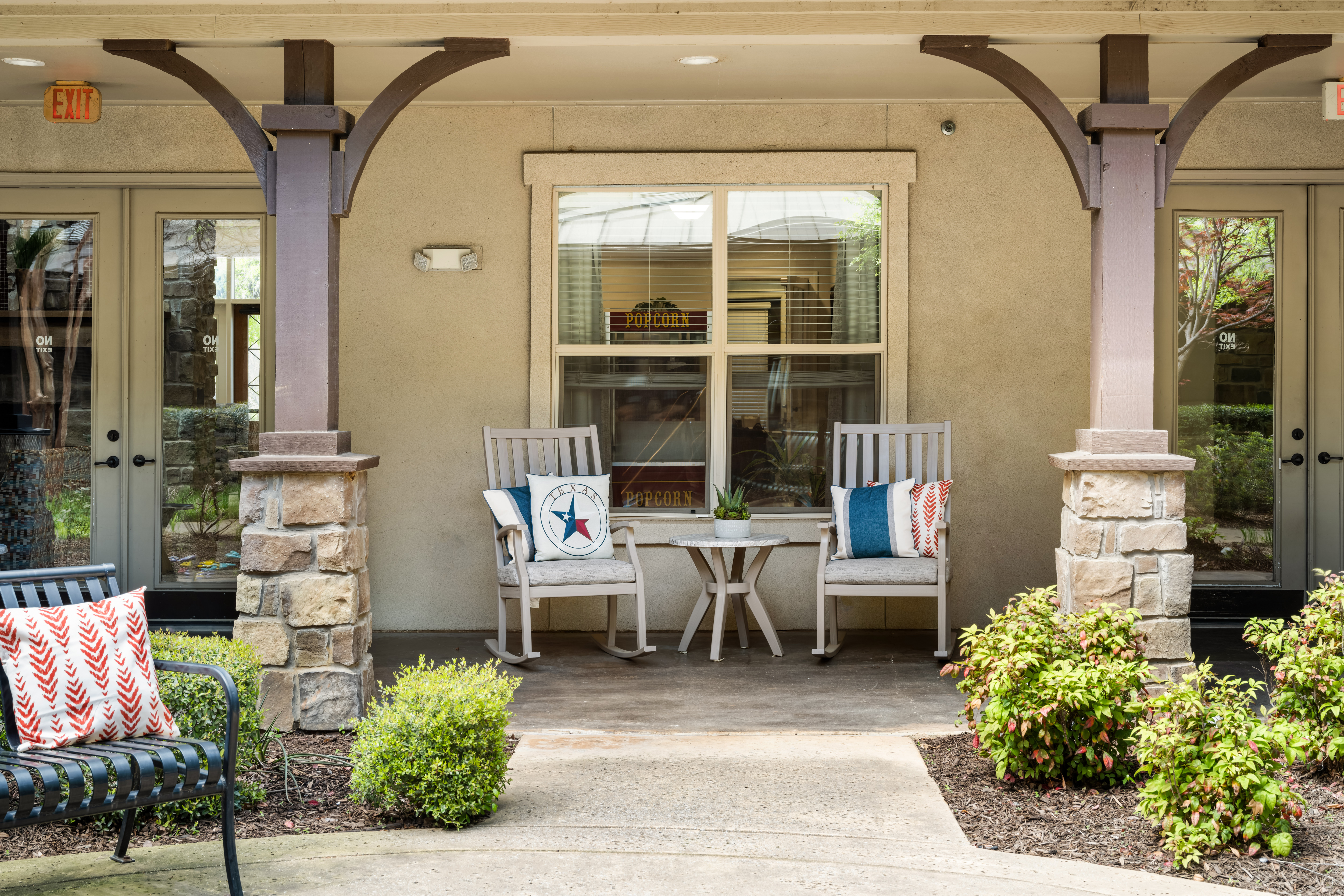 Discovery Village Southlake Memory Care_42
