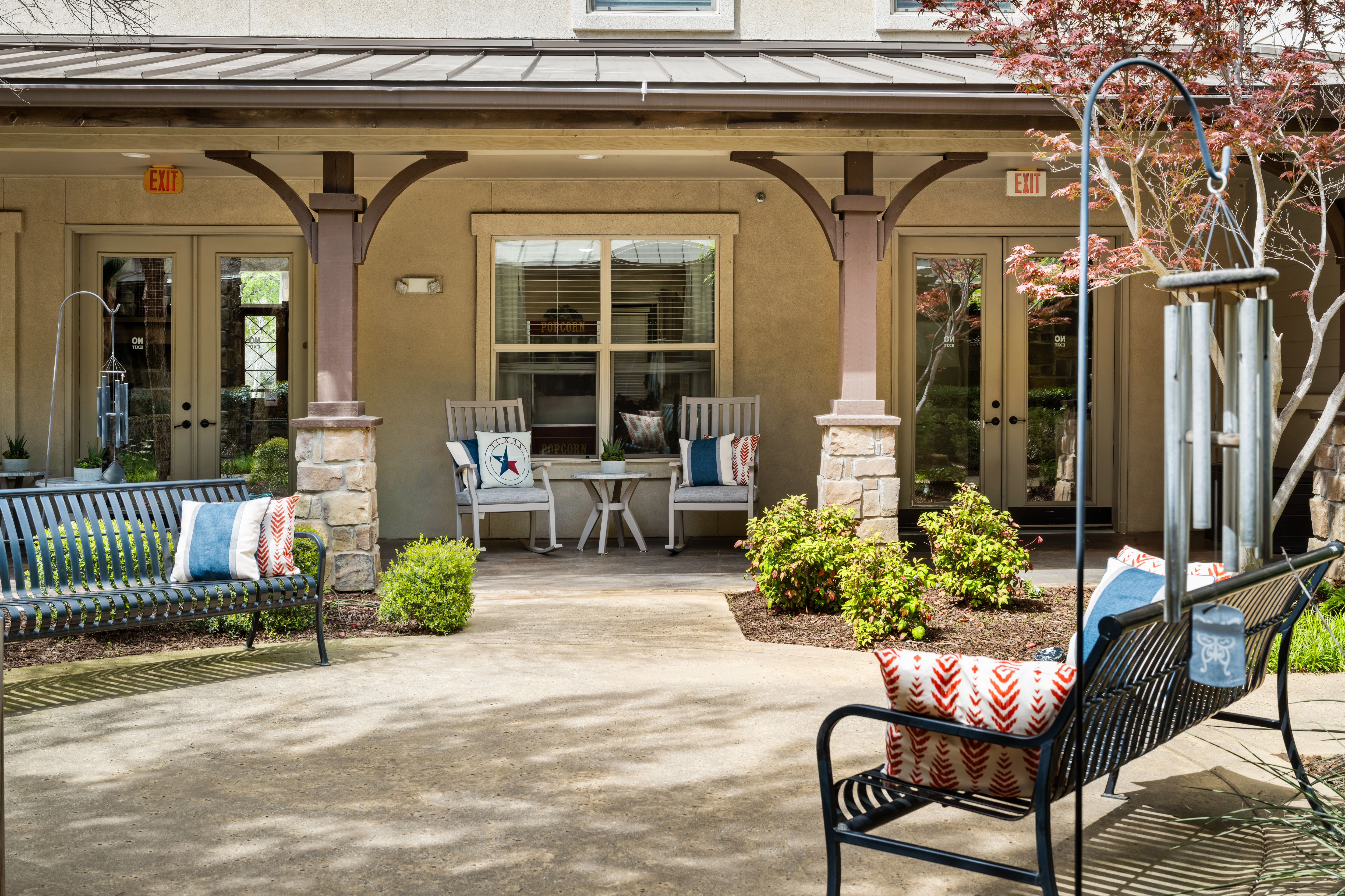 Discovery Village Southlake Memory Care_43