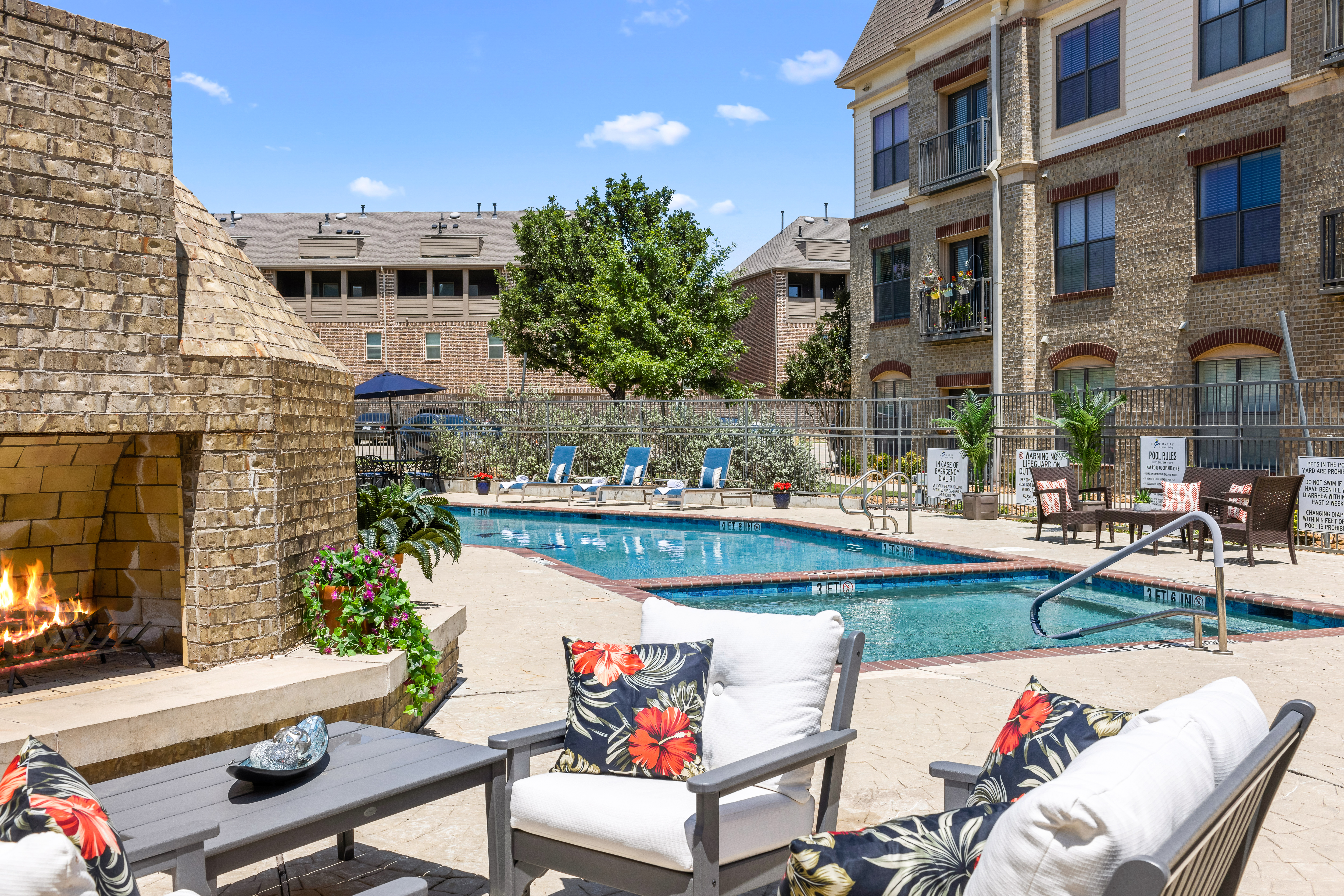 Discovery Village Castle Hills Independent Living_57
