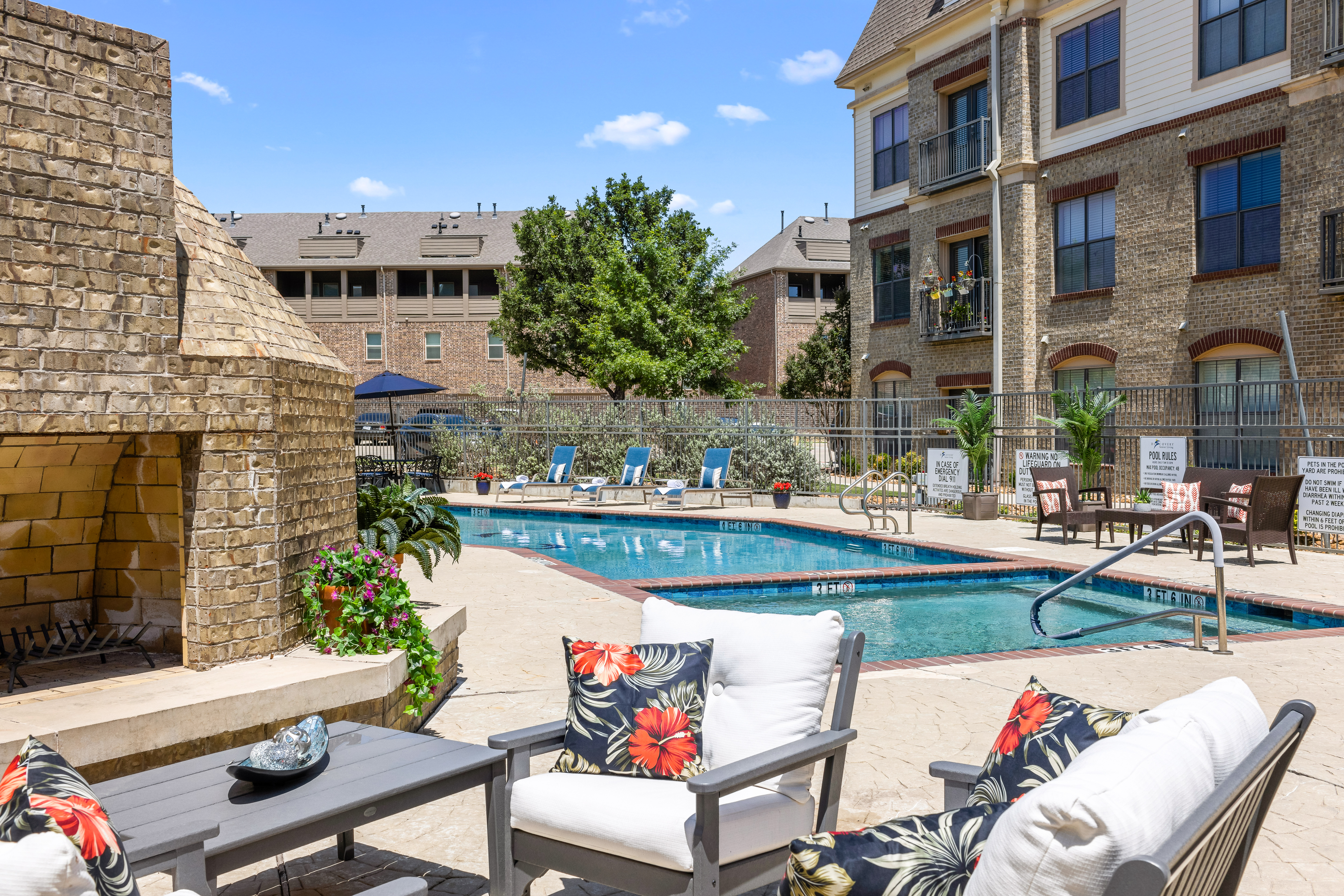 Discovery Village Castle Hills Independent Living_58