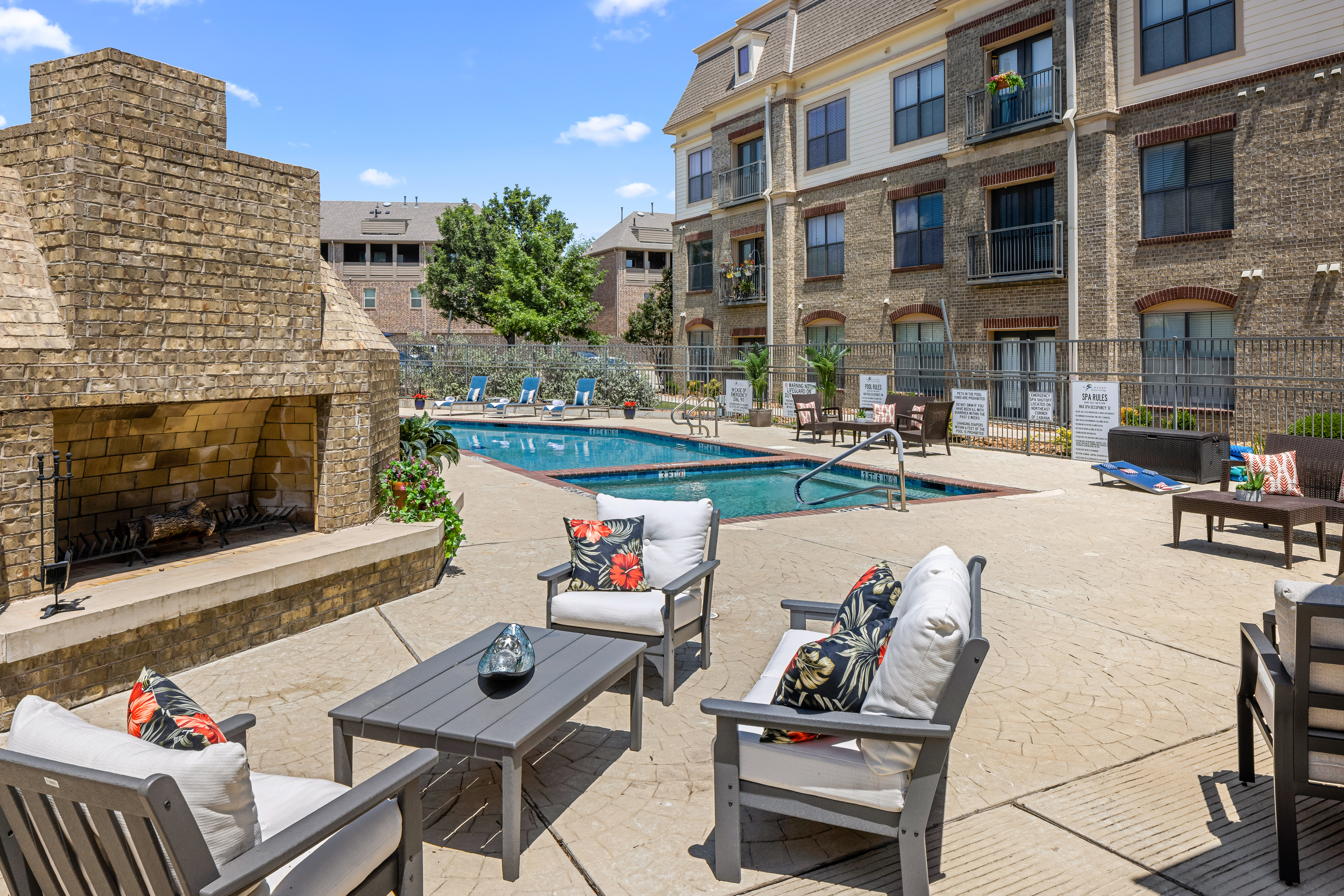 Discovery Village Castle Hills Independent Living_63