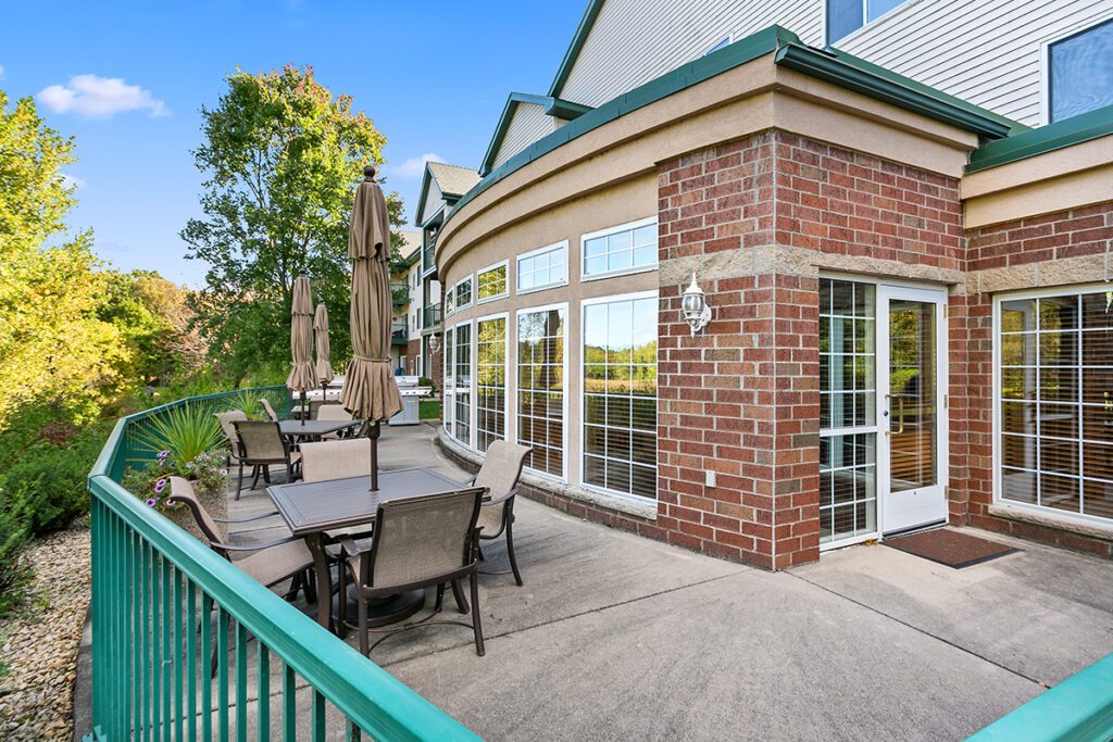 SummerHouse of Shoreview_10