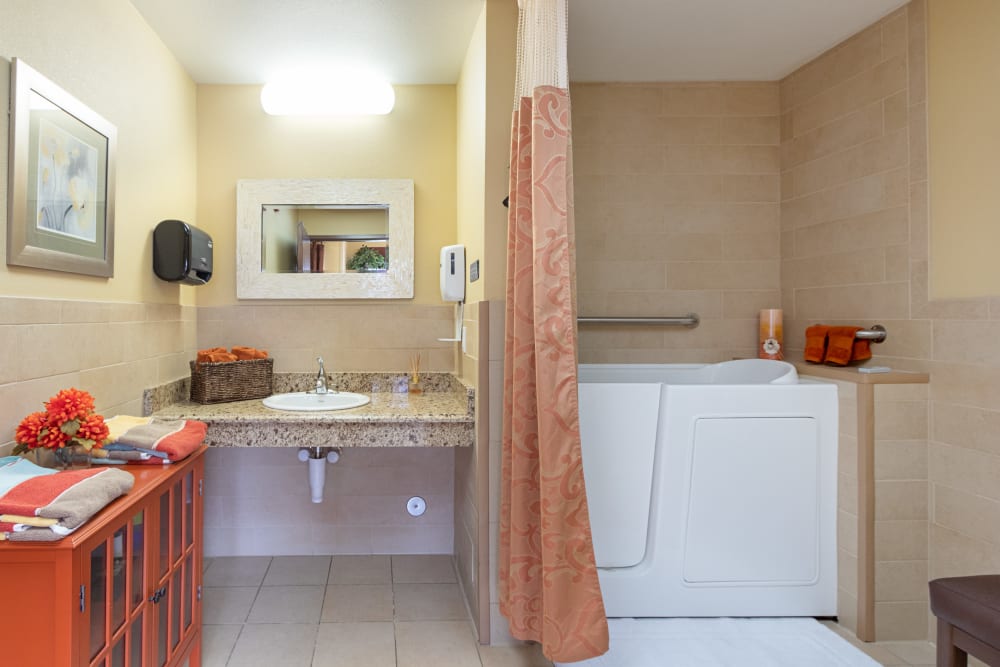 Anthem Memory Care - Highline Place Memory Care_3
