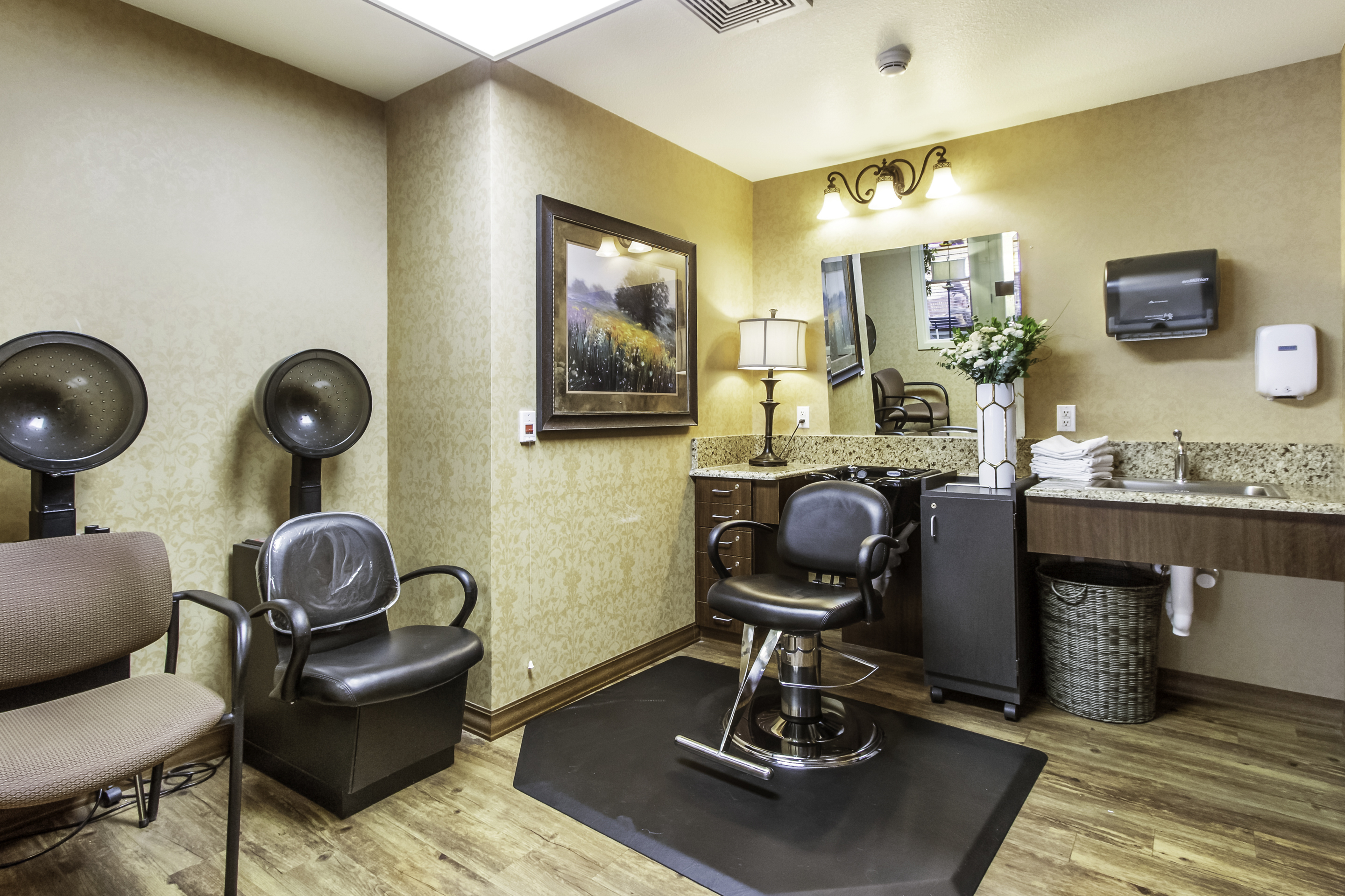 Anthem Memory Care - Highline Place Memory Care_8