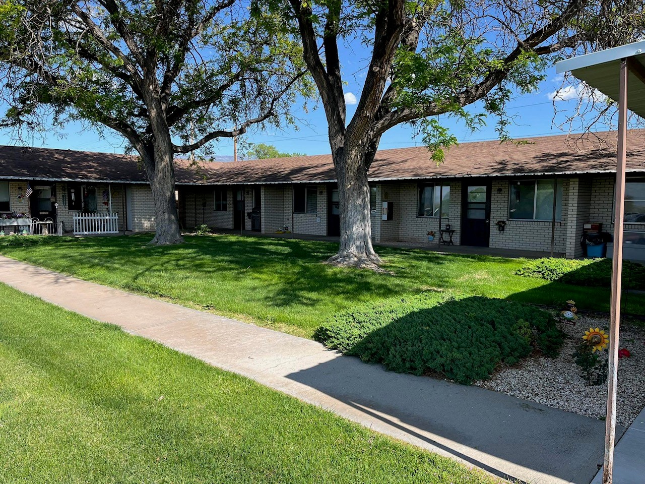 VOA - Horizons Country Manor Apartments