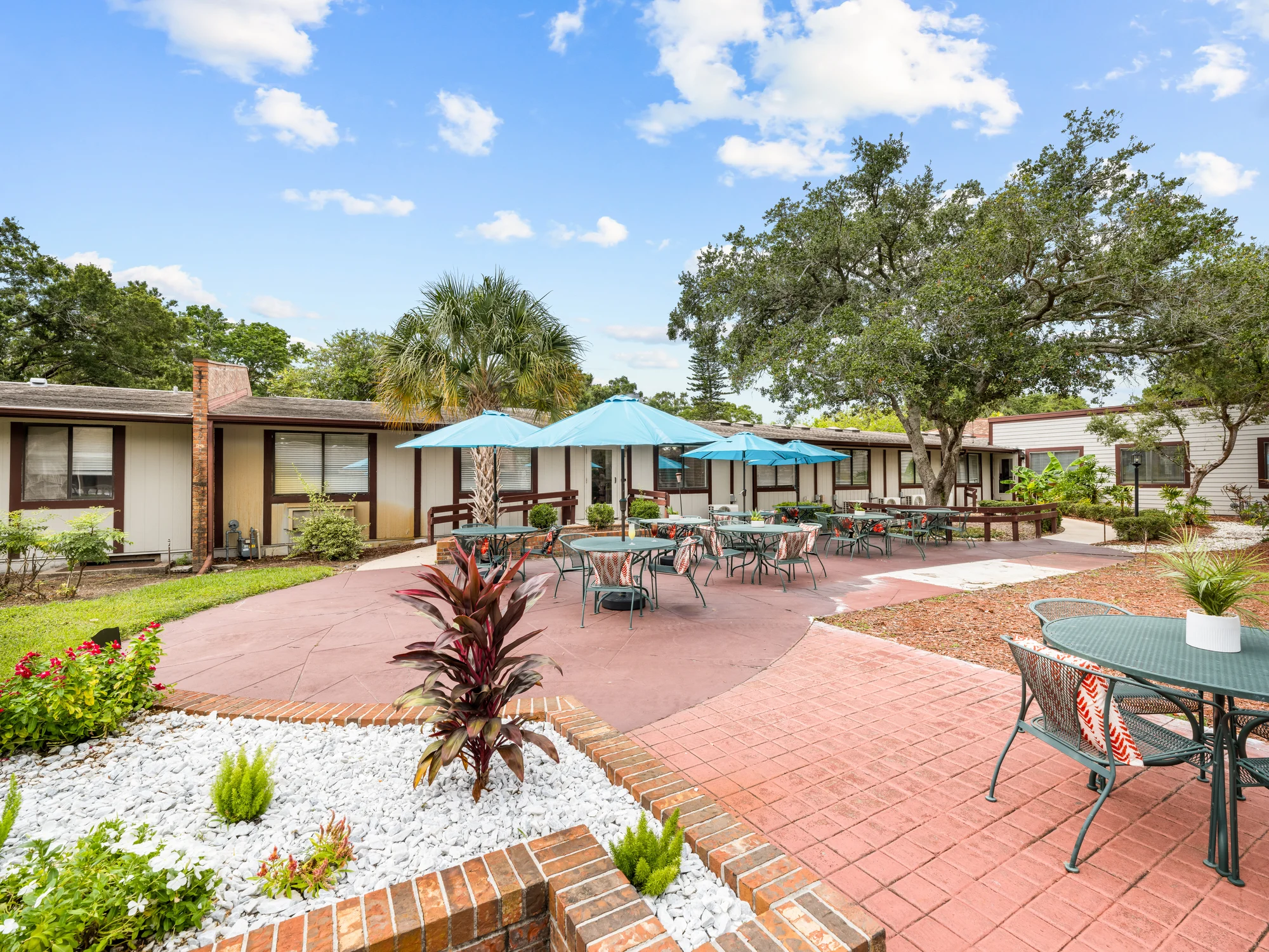 Woodlands Village_10
