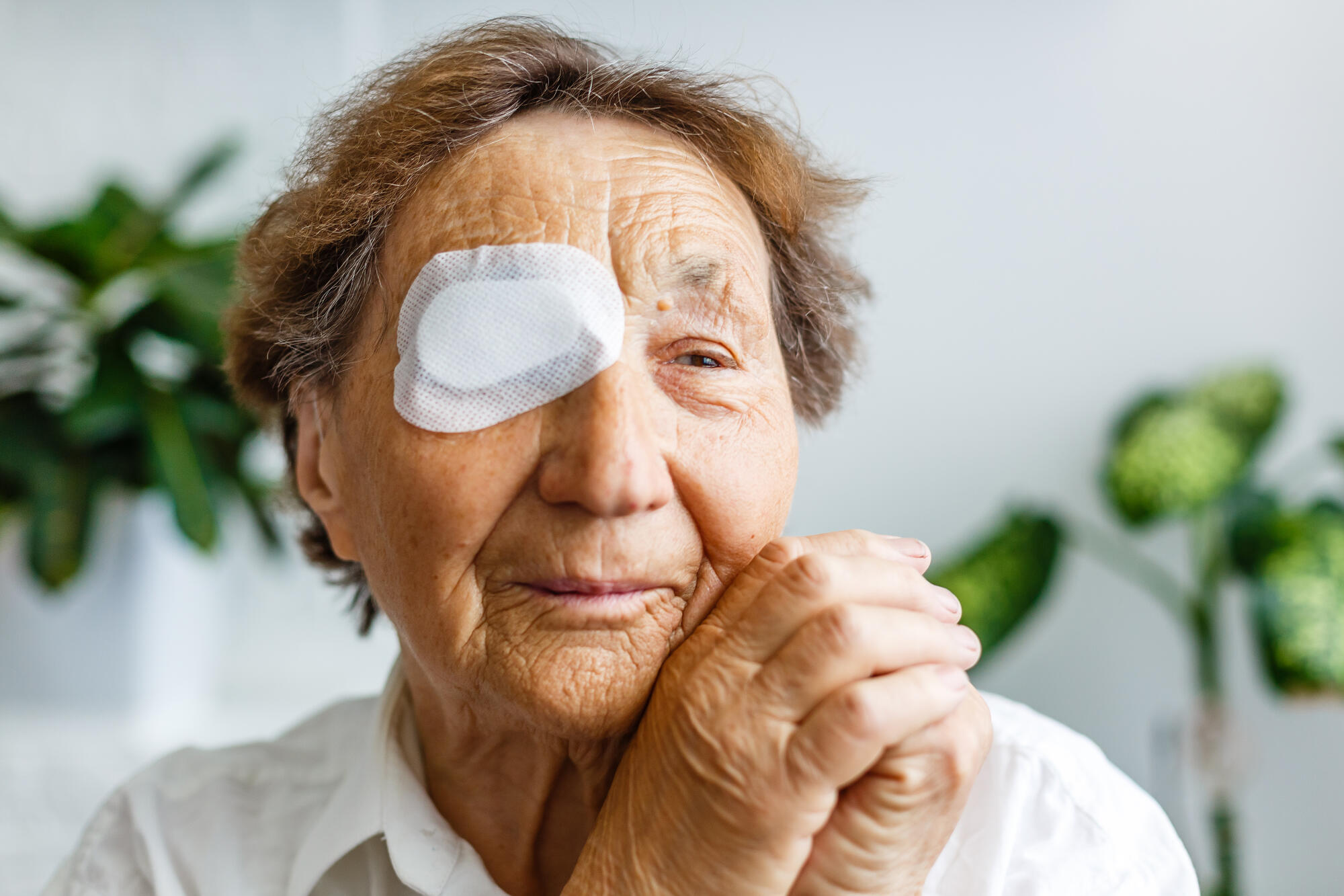 Can Cataracts Come Back After Surgery? What Seniors Should Know