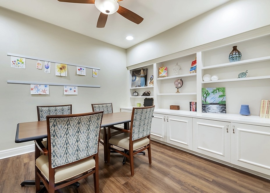 North Oaks Memory Care_5