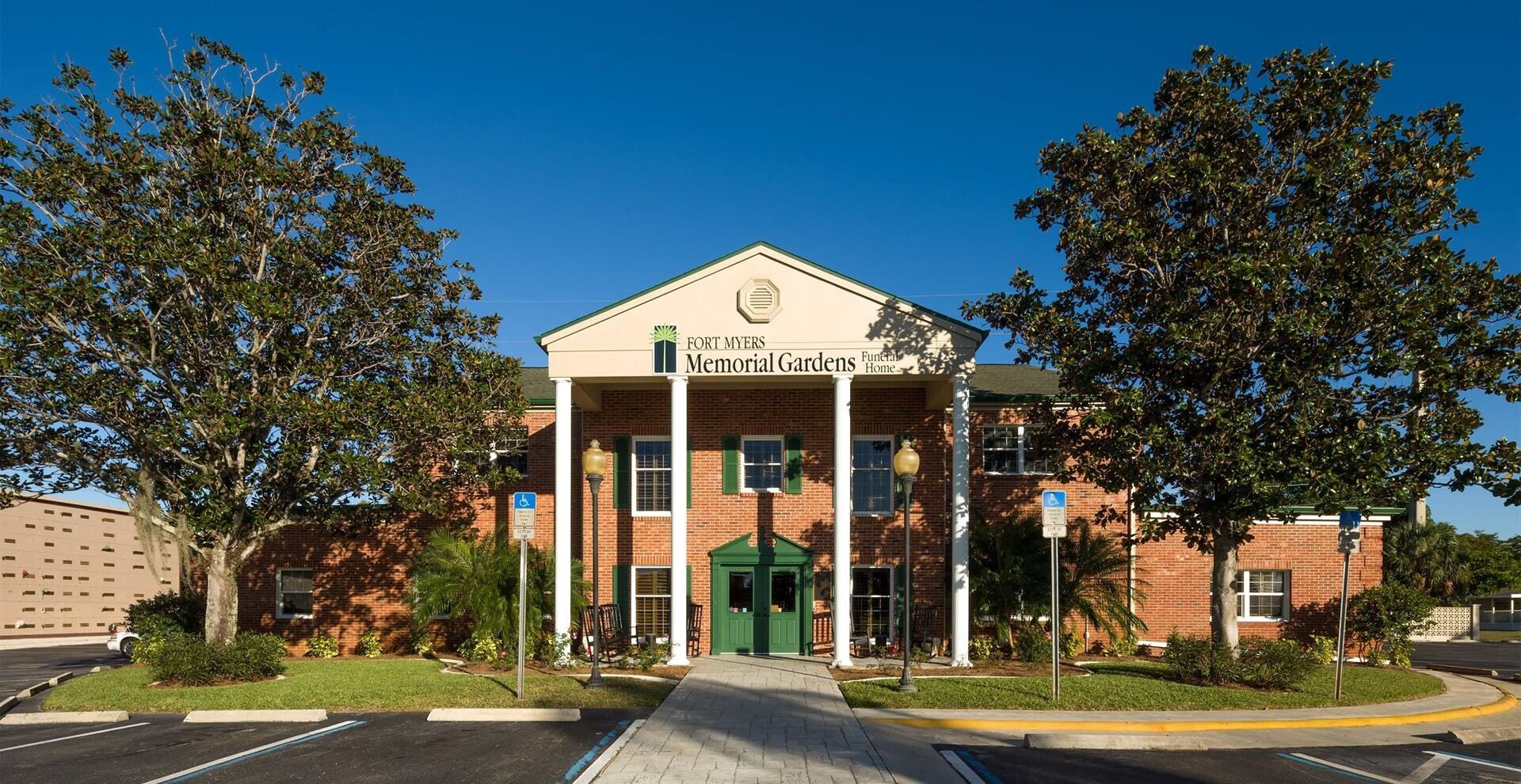 Peace of Mind Begins with a Plan: The Value of Pre-Planning at Fort Myers Memorial Gardens