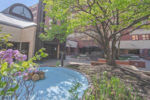 Lakehouse Healthcare And Rehabilition Center