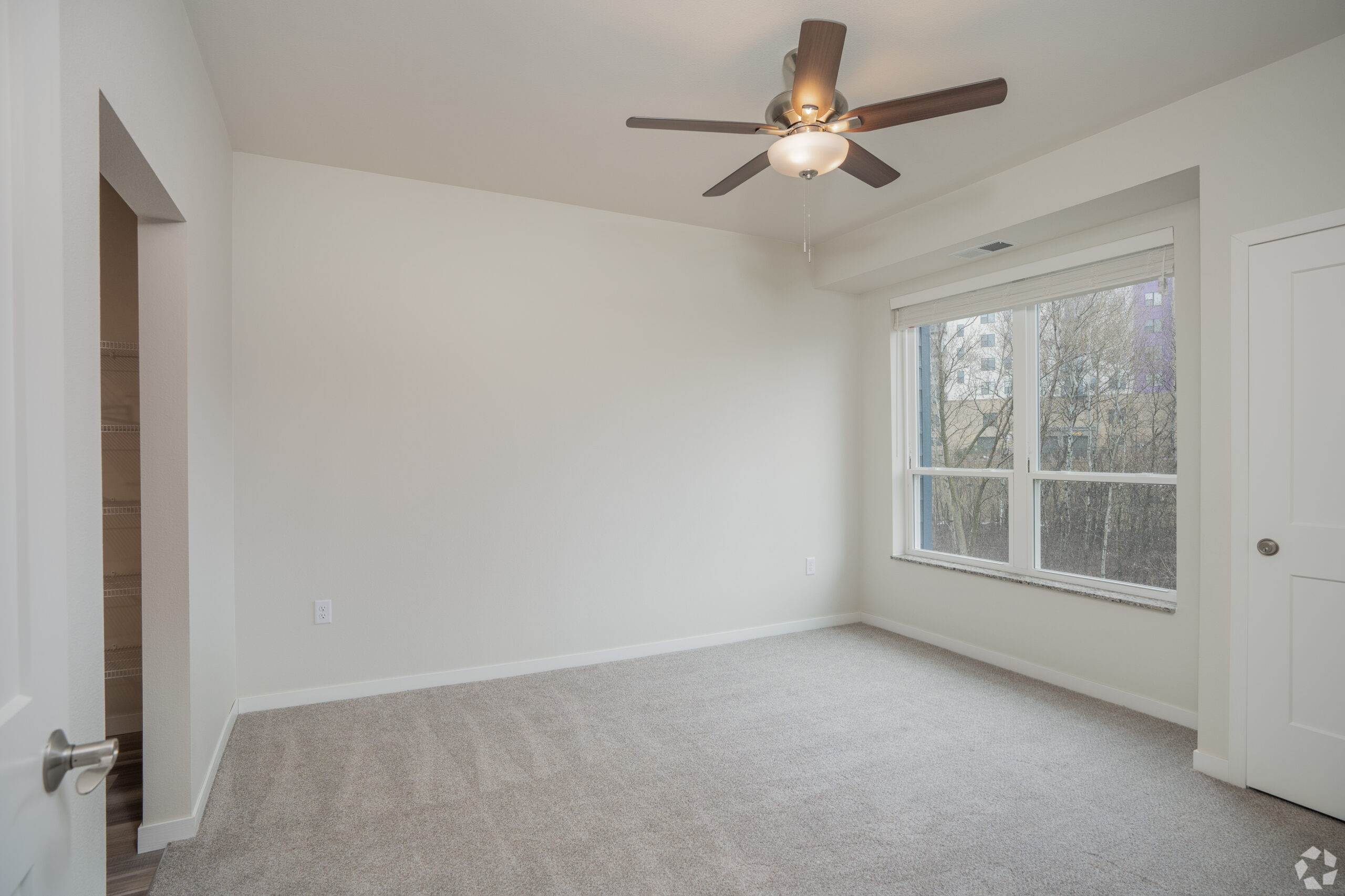 Grand35 Apartments - 55+_11