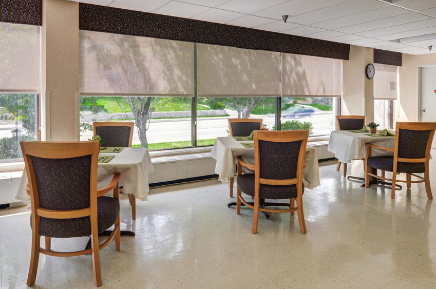 Ivy Park Post Acute-Skilled Nursing and Rehab_4