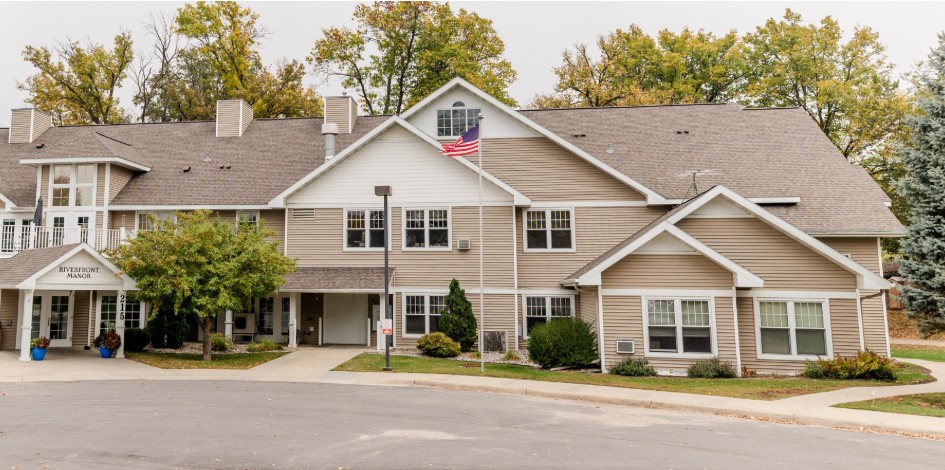 Pelican Valley Senior Living_0