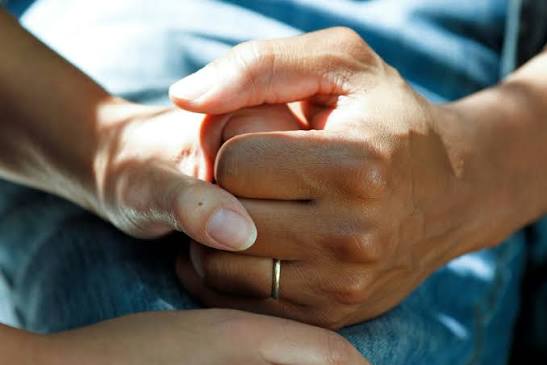 When Is It Time For Hospice? Understanding the Signs
