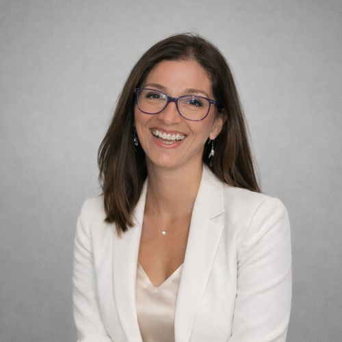 Gulf Advantage Team Realty ONE Group MVP - Augustina Holtz