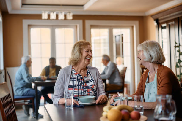 Senior Living Dining Options and Nutrition Support
