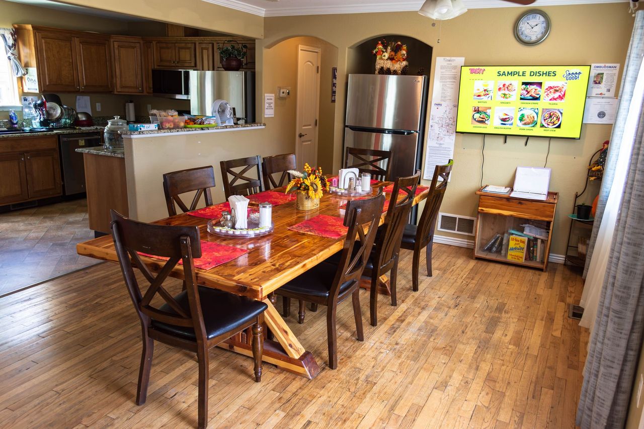 Crestview Assisted Living at The Willows_12