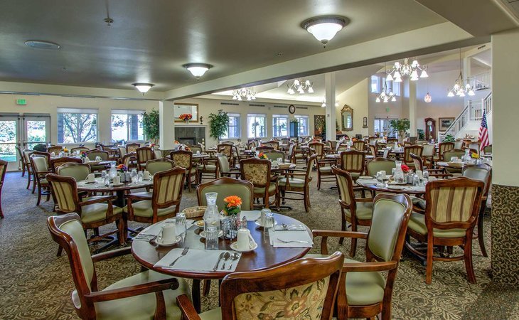 Pioneer Valley Lodge_1