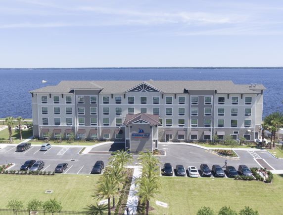 Marina Isle Assisted Living_5