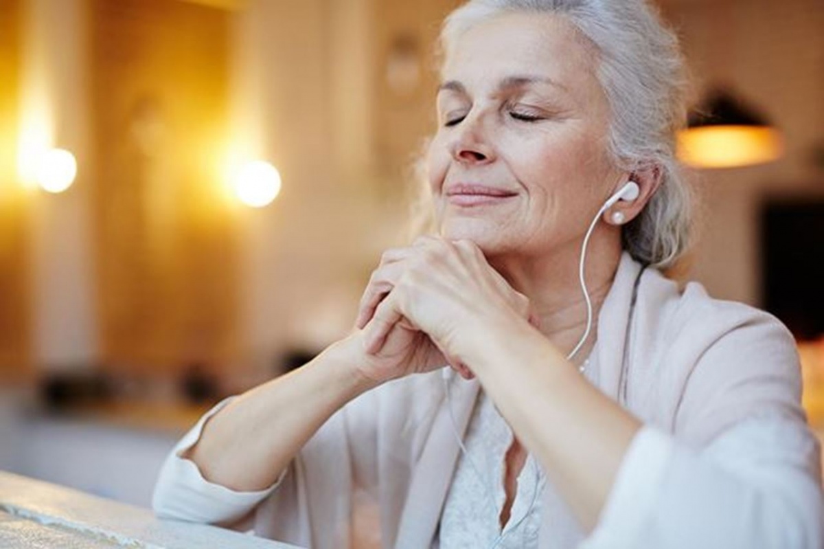 D'Aurora Hearing and Audiology_1